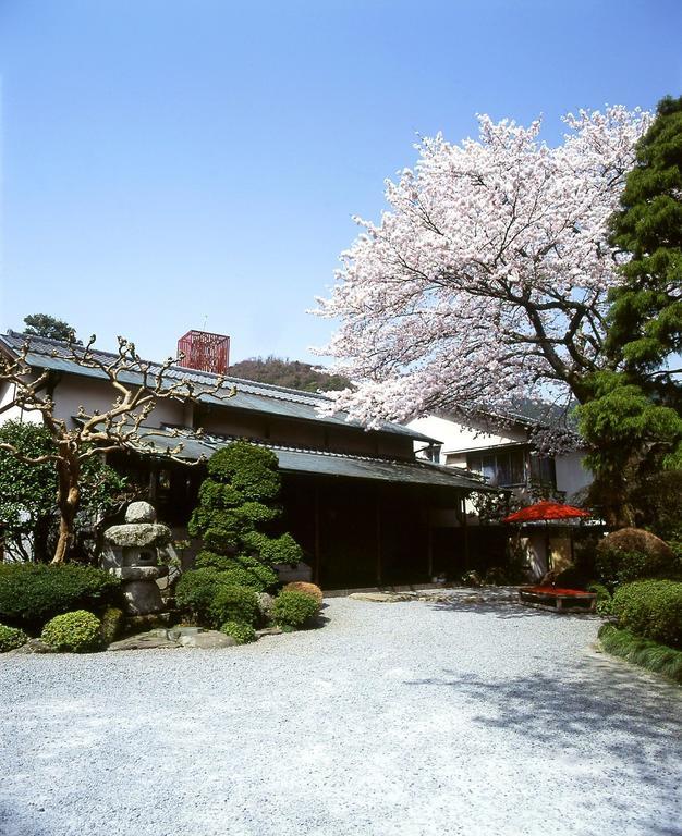 Отель Gyokutei Хаконе Экстерьер фото